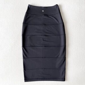 Lululemon Luxtreme Midi Skirt